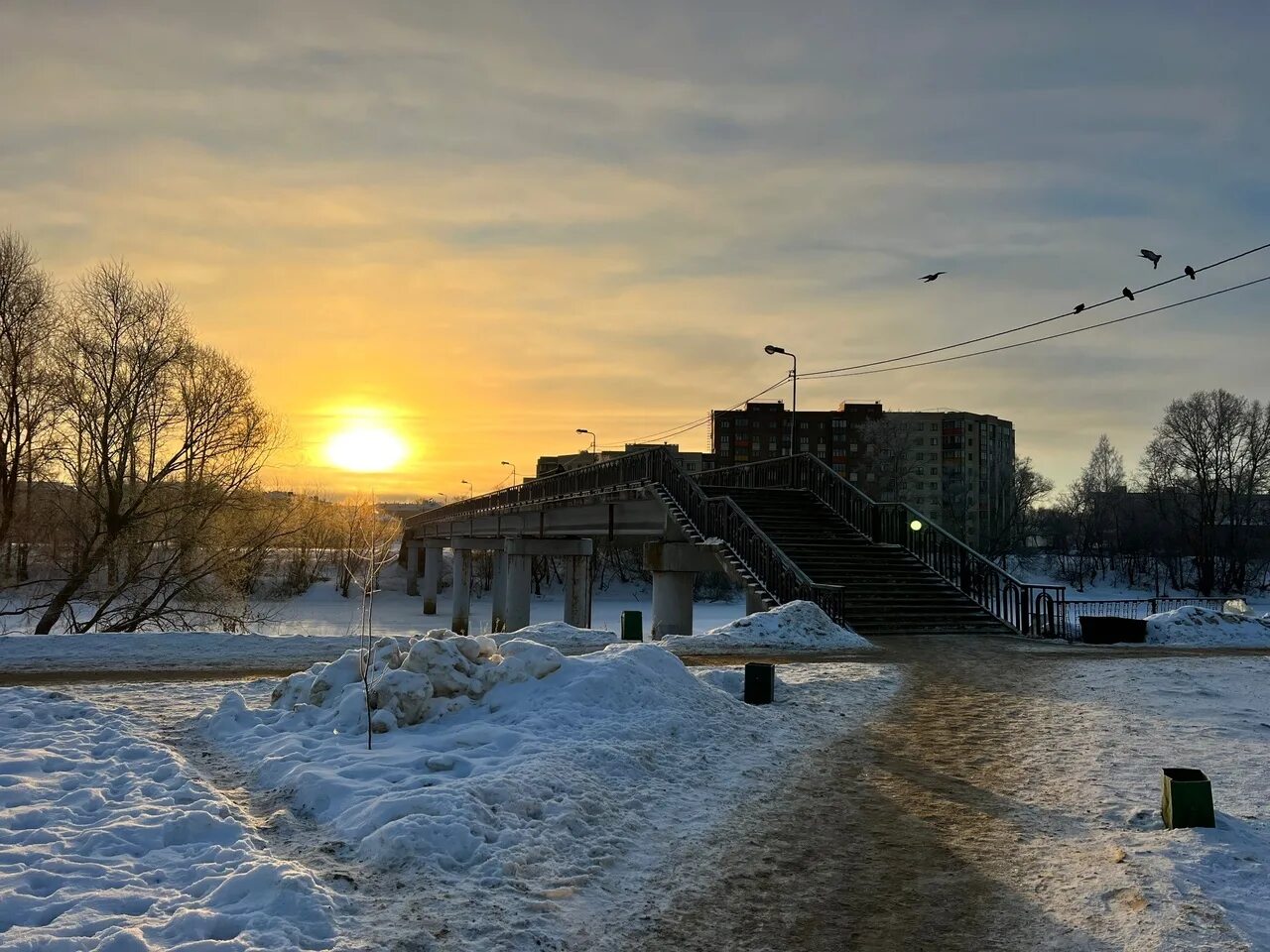 Погода в орехово зуево сегодня по часам. Зимний Центральный парк в Орехово Зуево. Зимнее Орехово-Зуево 2011 год.. Frosty погода. Frosty weather.