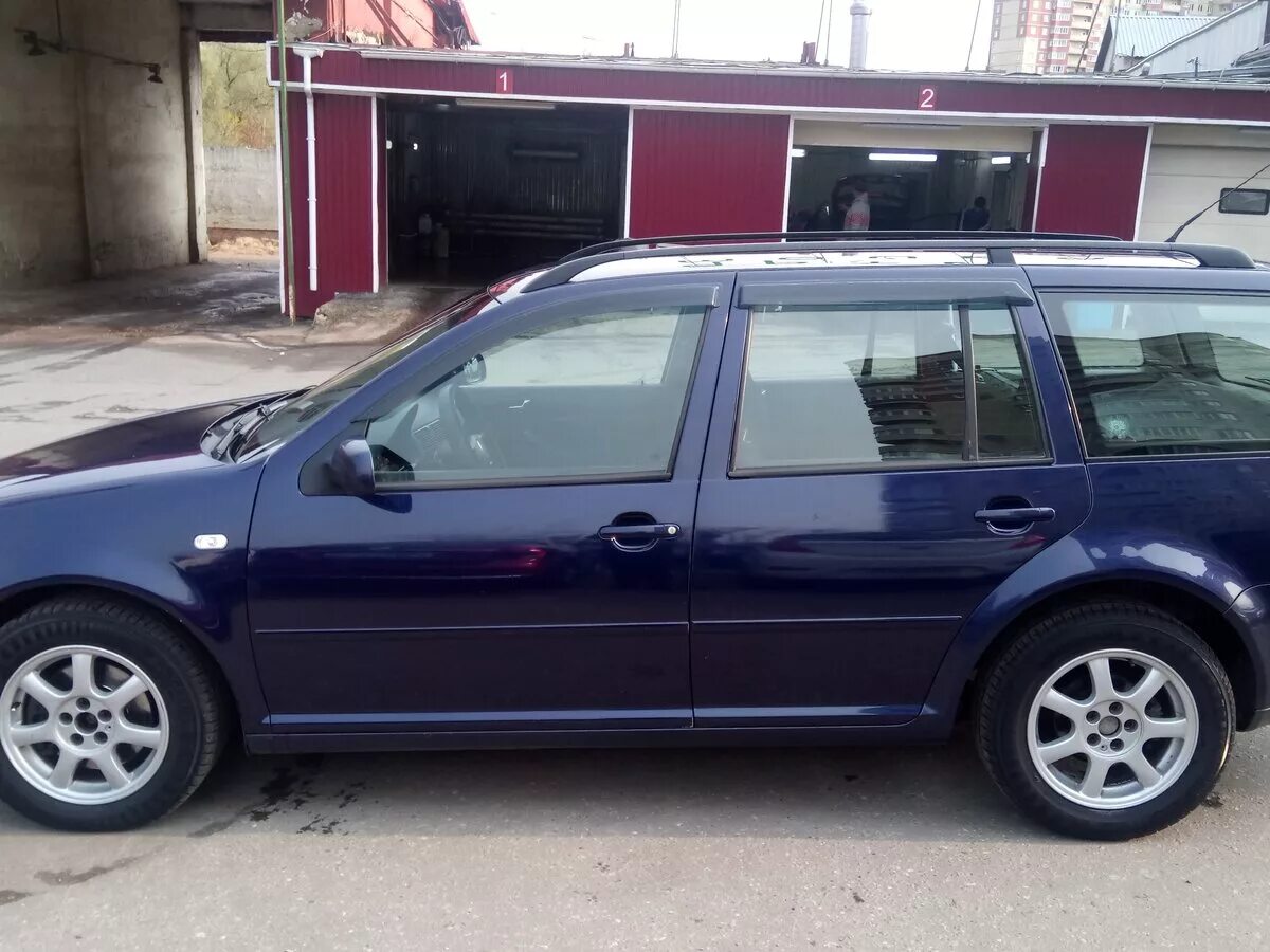 Volkswagen bora 1999г. 8. Фольксваген пассат 2002 года универсал. Volkswagen golf 3 универсал 2000. Фольксваген пассат б3 серый.