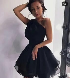 Платье с пышным коротким рукавом