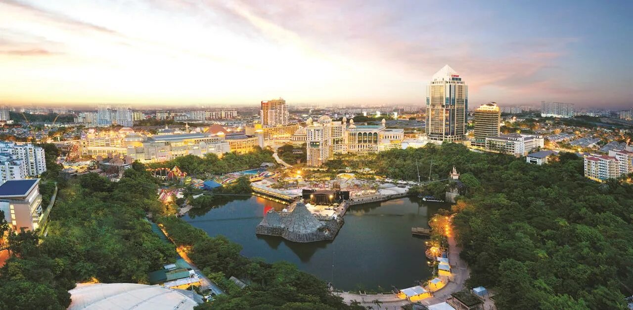 Sunway group. Sunway университет Малайзия. Sunway Lagoon Куала Лумпур. Sunway Lagoon City. Сити Университи Малайзии.