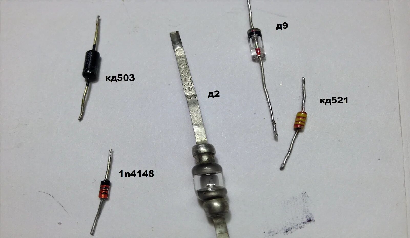 Диод кд503. Диод кд105. Диод кд521б. Светодиод кд 105. Как поменять диод