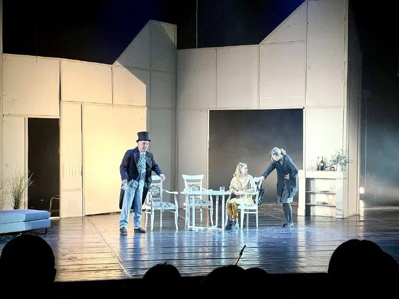 спектакль папа воронеж