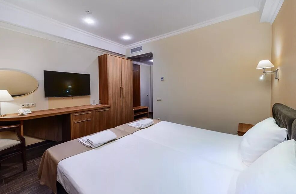 Санаторий им. Челюскинцев абхазия гагра. Челюскинцев 4 абхазия. Отель челюскинцев абхазия гагра. Челюскинцев 4 абхазия.