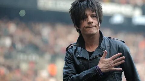 Nicola sirkis instagram