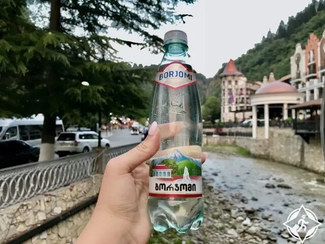 Сколько можно пить боржоми. Боржоми (минеральная вода). Омонхона, Боржоми. Боржоми суви. Боржоми красное.