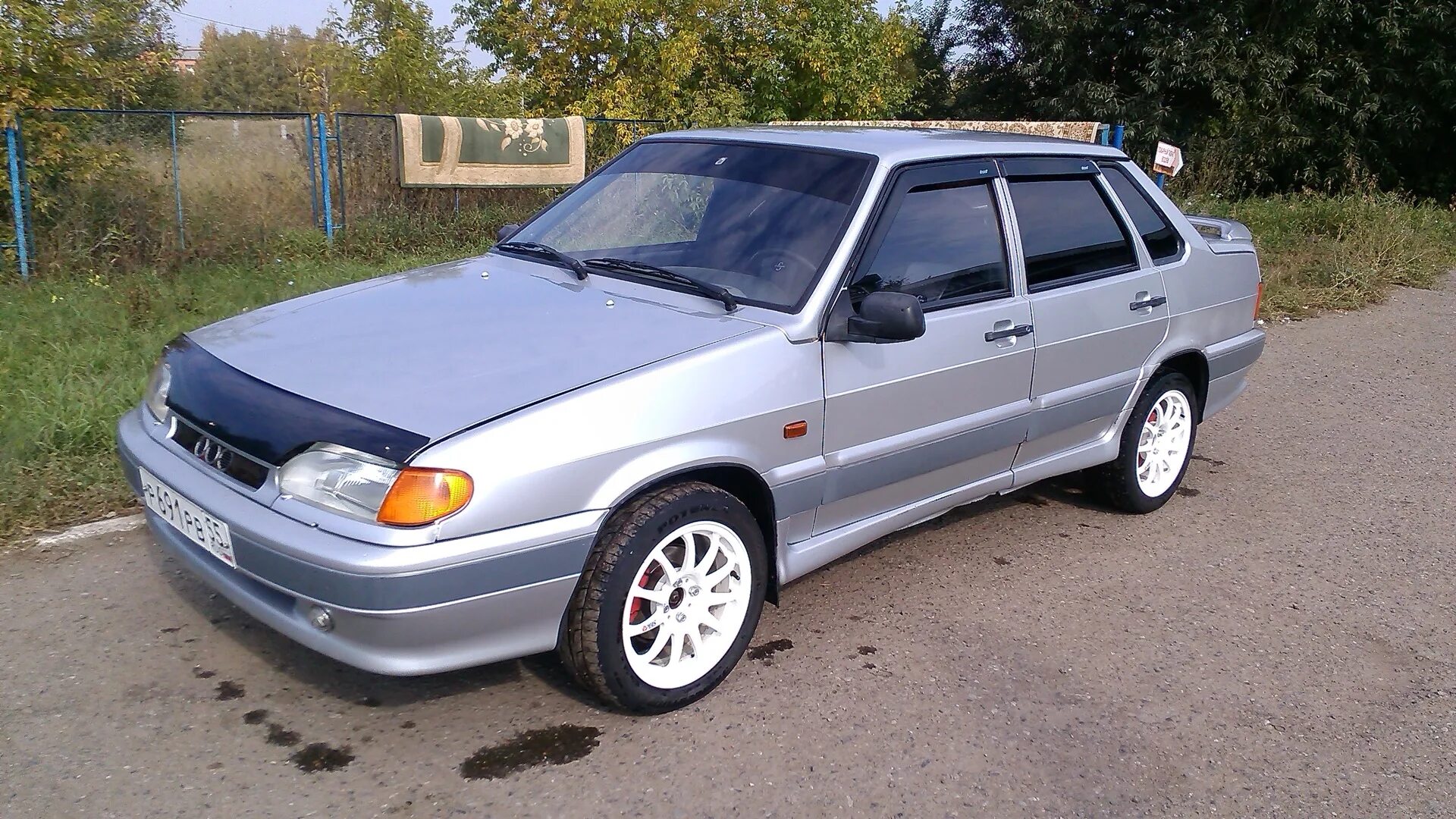 На продажу 0 20 15 пятнашка амурская область. Где пятнашка. Самая популярная пятнашка фото. Ваз 2115 samara белый. Пятнашка.