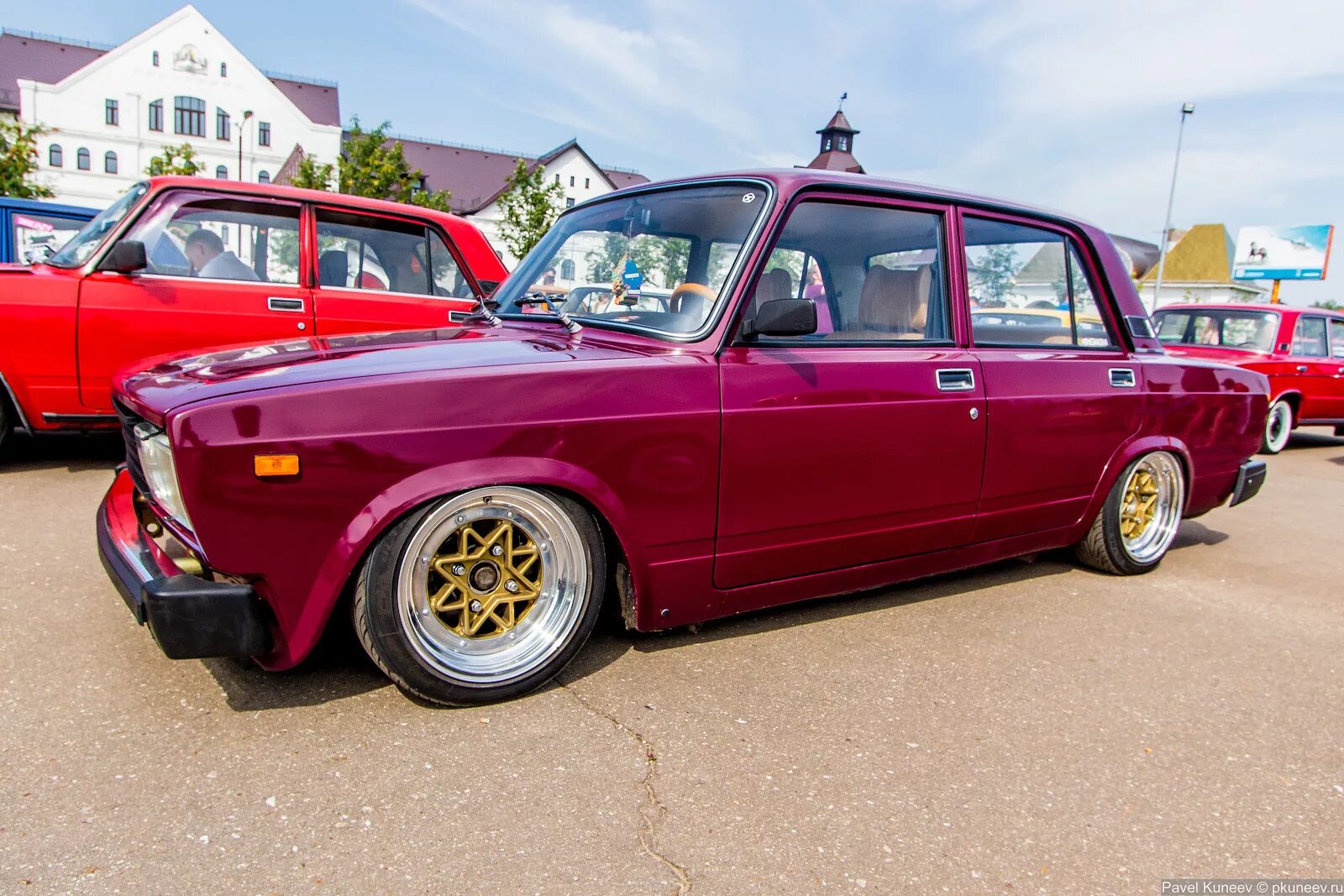 Ваз 2105 стенс. 2105 классика. 2105 стенс. Ваз 2105 stance. Ваз 2105 stance.