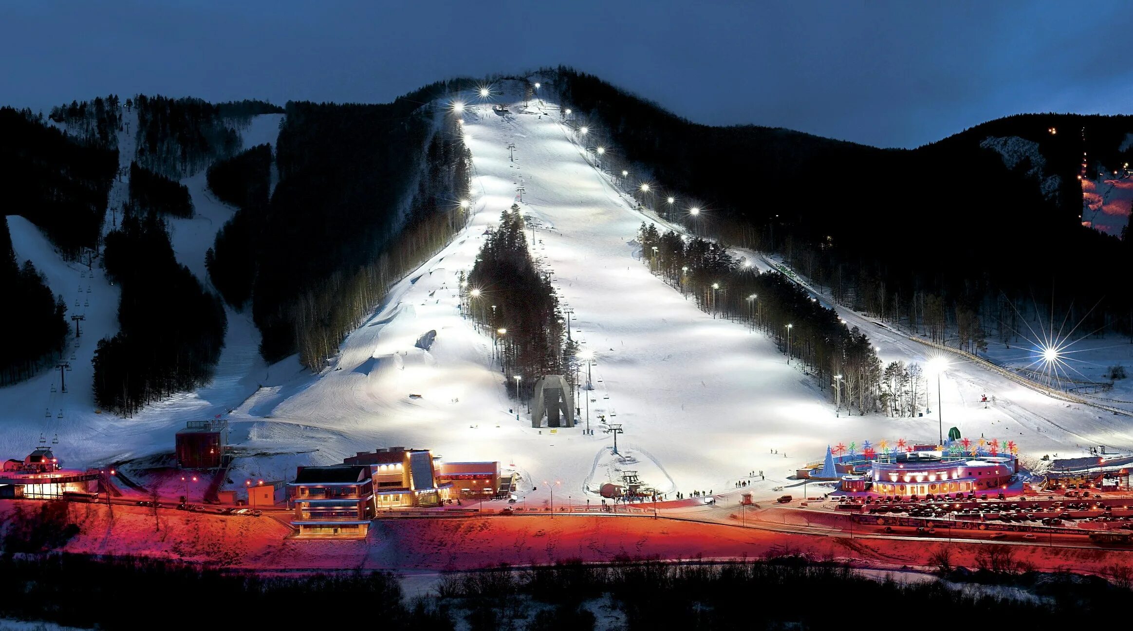 Фан парк бобровый лог красноярск. Бобровый лог красноярск горки. Фан парк бобровый лог красноярск. Бобровый лог красноярск горнолыжка. Канатно кресельная дорога бобровый лог.