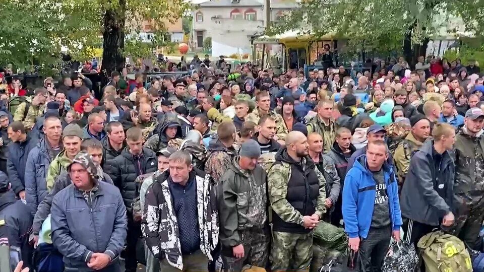 Красноярск мобилизованные. Мобилизация в красноярском крае. Красноярск мобилизованные. Красноярск мобилизованные. Мобилизованные много.