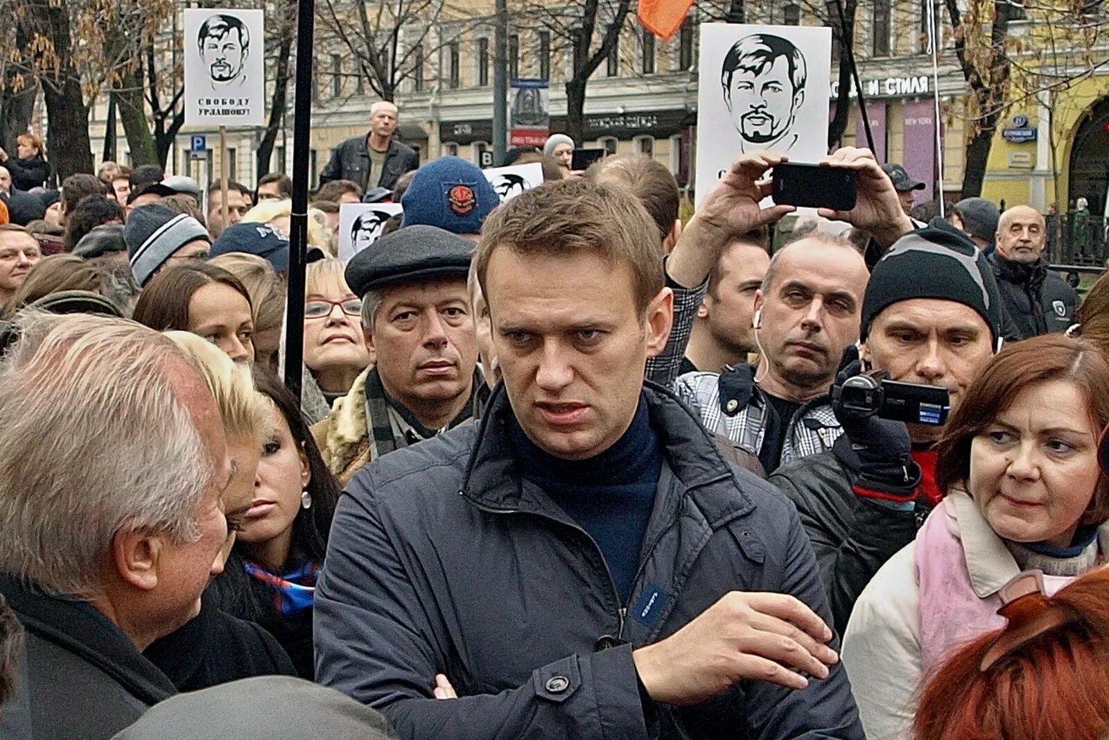 Эшники это кто такие. Оппозиционеры России. Российская оппозиция. Эшники на митингах.