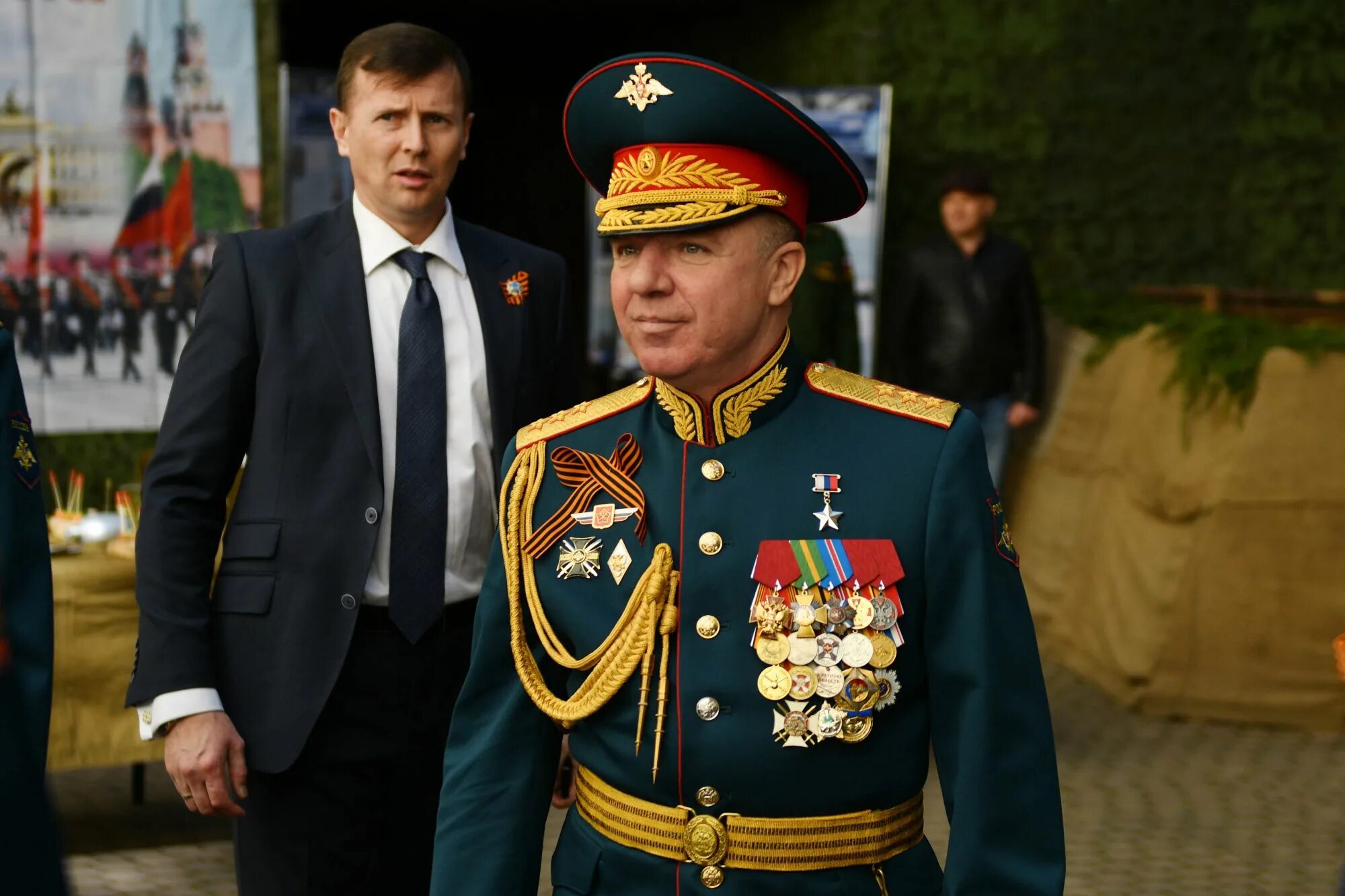 Генерал полковник Журавлев ЗВО. Командующий западным военным округом генерал-полковник Журавлев.