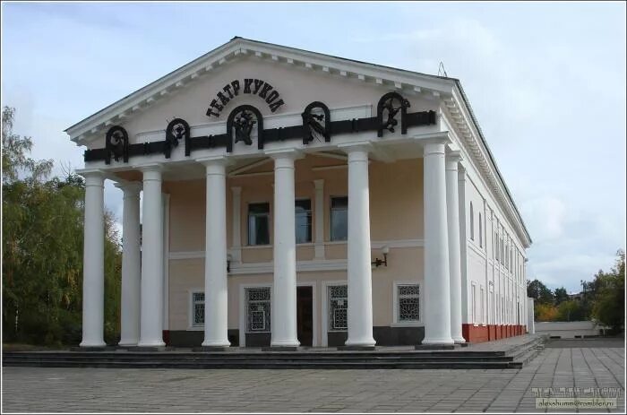 Дзержинский театр драмы. Архитектура дзержинска нижегородской области. достопримечательности дзержинска нижегородской. дзержинский театр драмы (нижегородская область) википедия. архитектор города дзержинска нижегородской области.