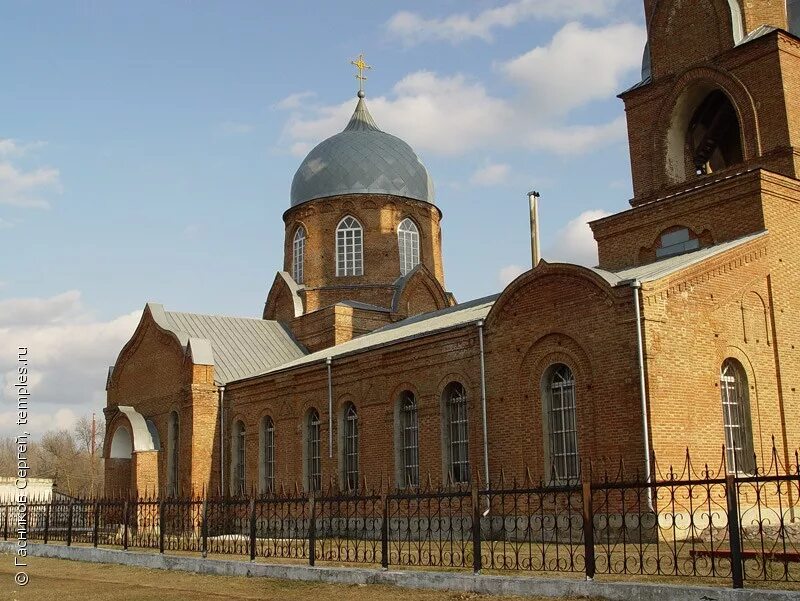 Погода в мамоновке. Храмы верхний Мамон Воронежской области. Святомитрофановский храм верхний Мамон. Митрофановская Церковь село верхний Мамон, Воронежская область. Село верхний Мамон.