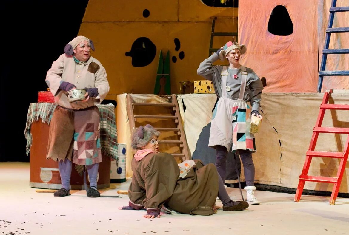 Детский музыкальный театр имени сац. Спектакли для детей 6 лет. Садо в театре чихачнва. Театр кукол им. Мюзикл кот в сапогах дк выборгский.