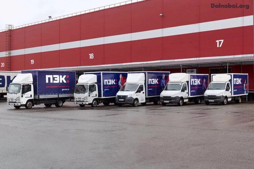 пэк машины скания. фургон пэк ивеко. компания пэк. R&g. R&g.