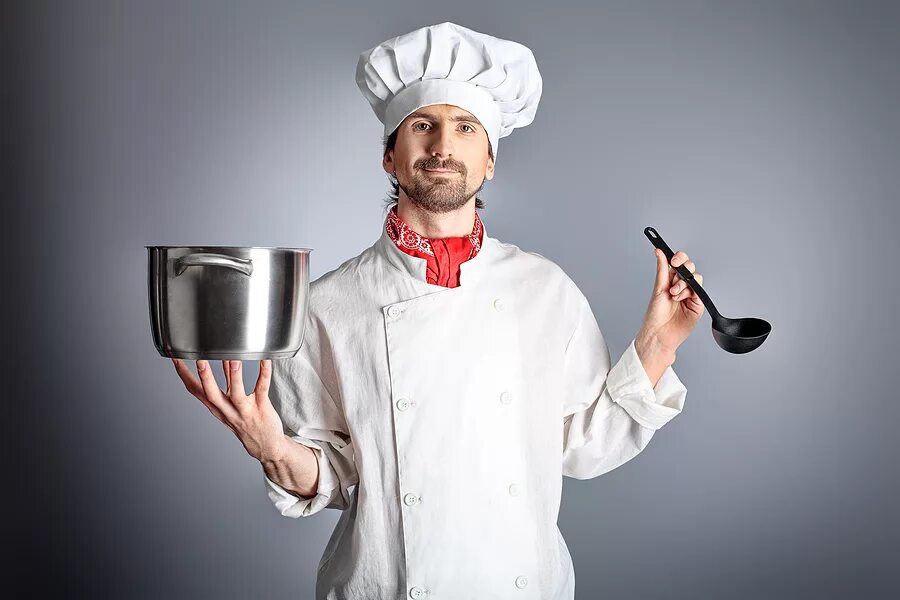 повар с половником. повар с кастрюлей. повариха на кухне. кастрюля шеф повар. кастрюля шеф повар.
