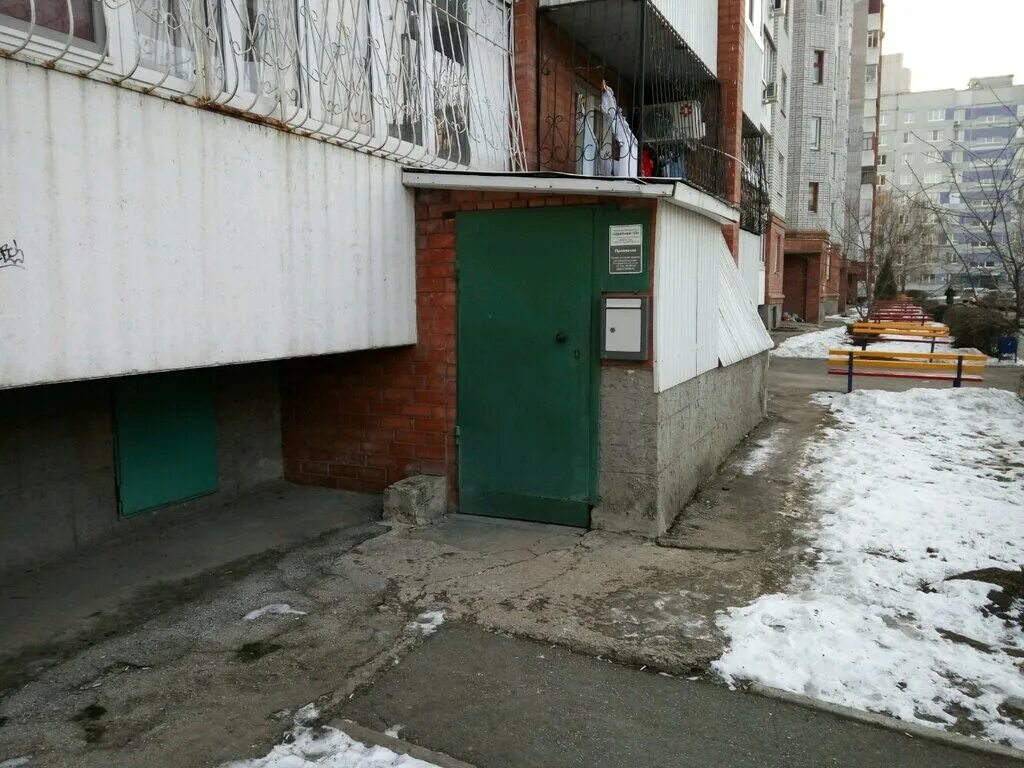 Бульвар королева 6 квартал тольятти. 16 квартал тольятти цветной бульвар 35. Орджоникидзе 16 тольятти. Магазин квартал. Цветной бульвар 29а тольятти квест.