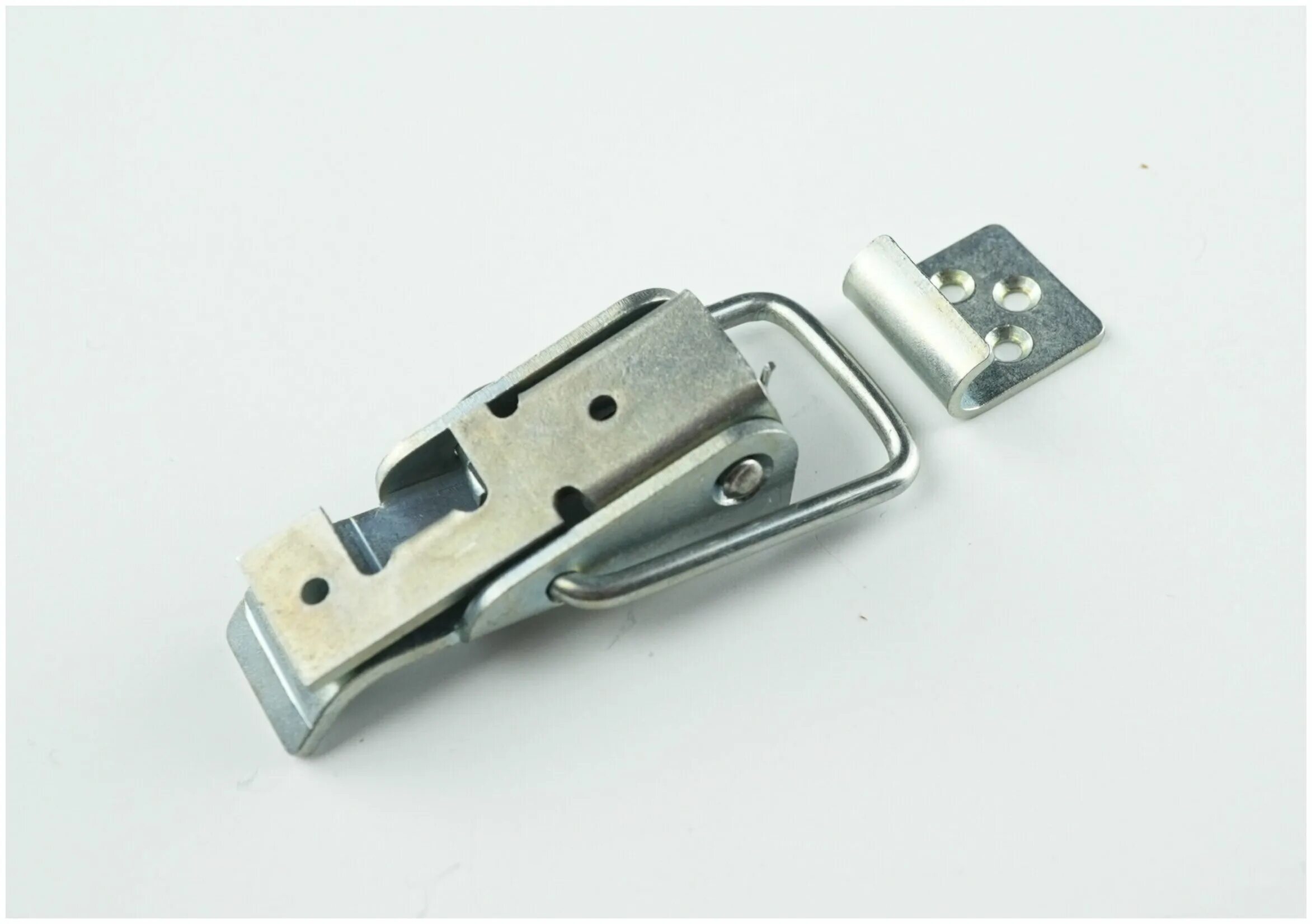 замок-защелка с проушиной l=57. замок-защелка l=75 накидной. замок защелка лягушка. защелка лягушка. защелка лягушка.