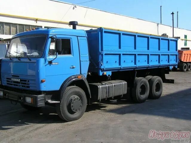 Евро камаз воронеж. Евро камаз воронеж. Камаз зерновоз бортовой 65117 фото. Камаз воронеж. Камаз 6520 2011 с наклейками.