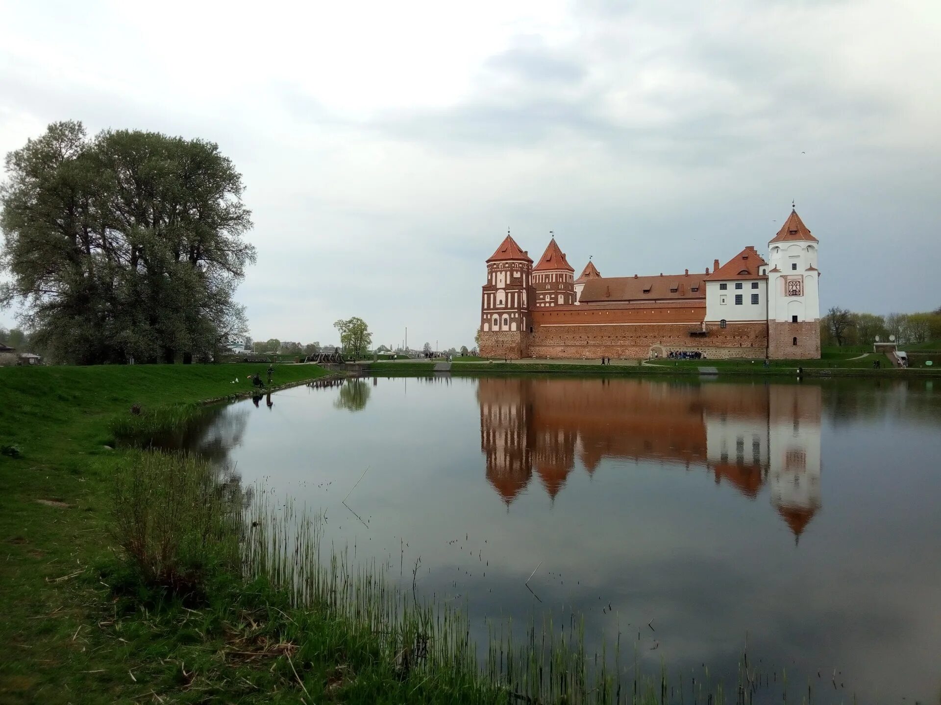 Минск Мирский замок. Мирский замок 1990. Мирский замок 1994. Мирский замок СВАО.