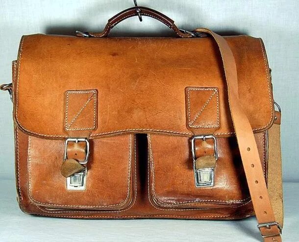 винтажные кожаные сумки. Bag of the old west with tamagafk. застежка gladstone bag. Old bag. Ruitertassen.