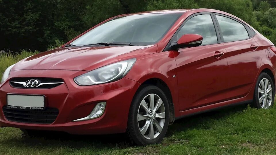 Hyundai solaris 2012. Hyundai solaris 2012 седан. красный хендай солярис 2012. хендэ солярис 2012.