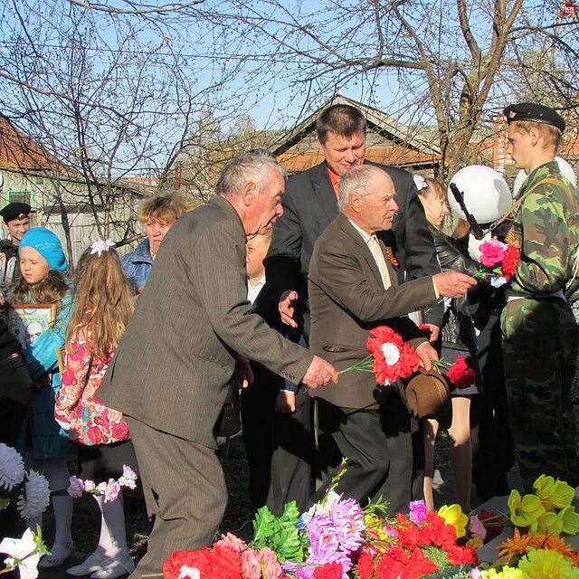 Погода село майские. День Победы в селе Кислянке. Празднование дня Победы в селе Убинка. 8 Мая день Победы. Село победа.