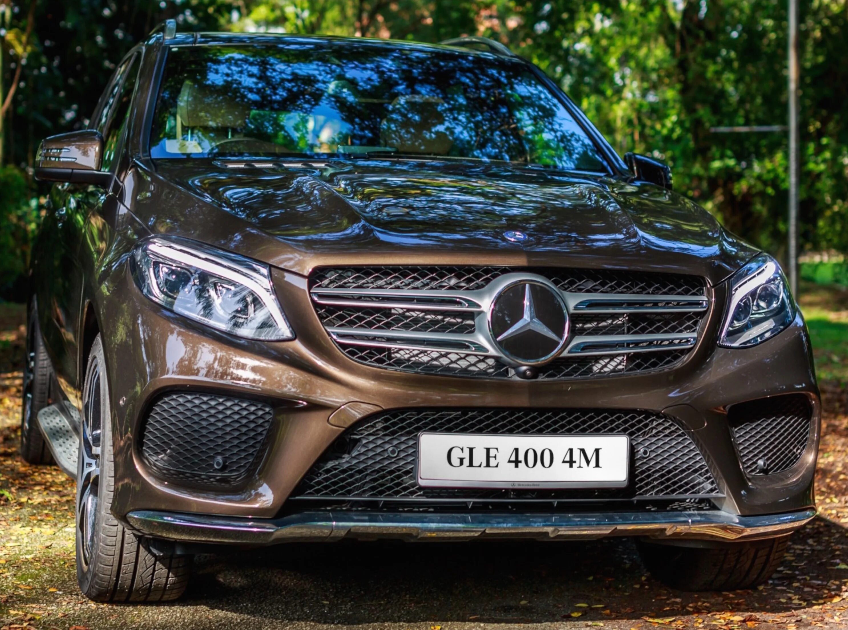 Mercedes gla 400. Мерседес-бенц gle 400d. Gle 250 d 4matic. Мерседес gle 400 matic. Мерседес-бенц gle 400d.