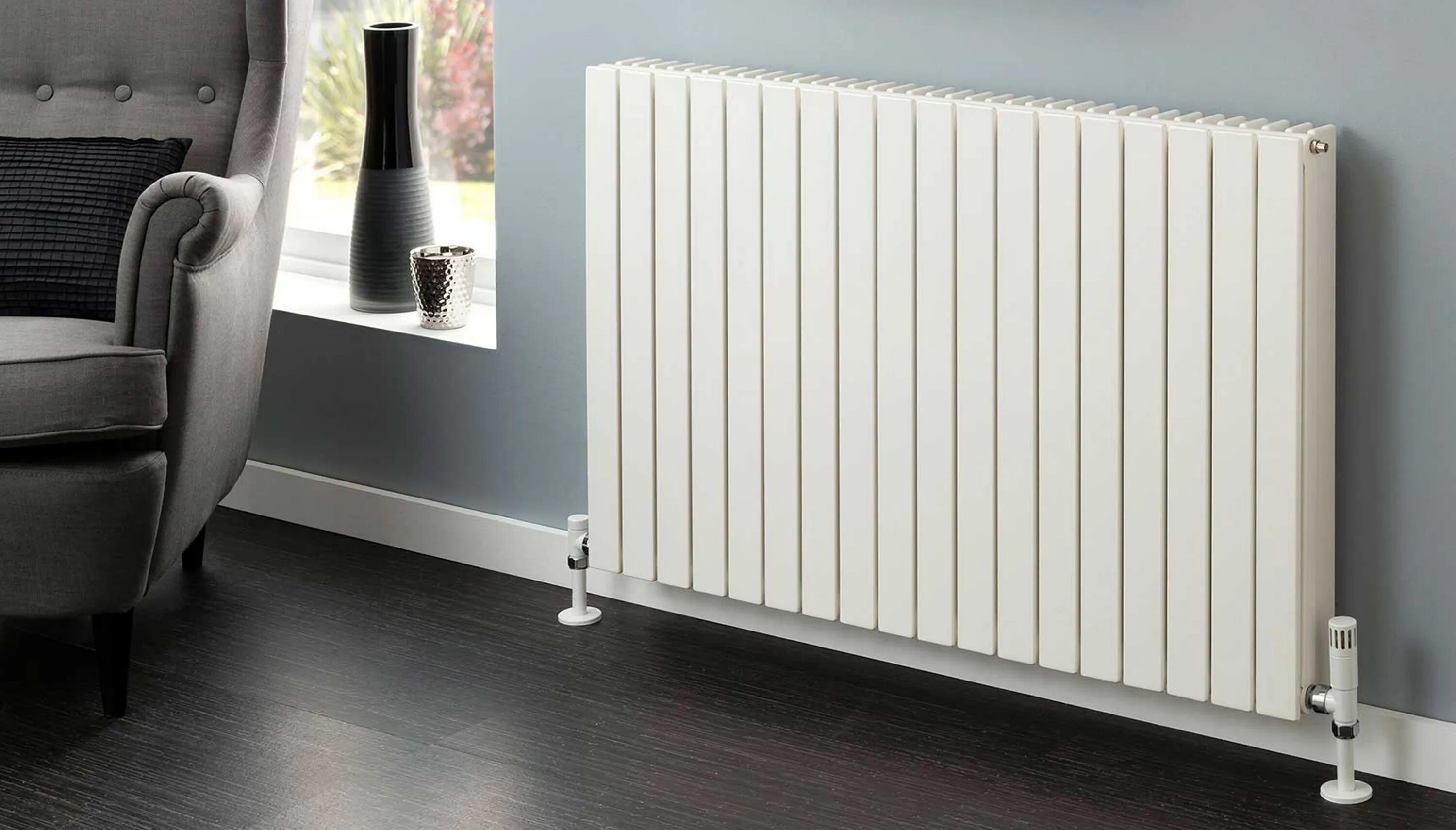 Радиатор. Современные радиаторы отопления. Алюминиевые батареи в интерьере. Kermi ftv(fkv) 11 600x1400. Формы батарей для отопления.