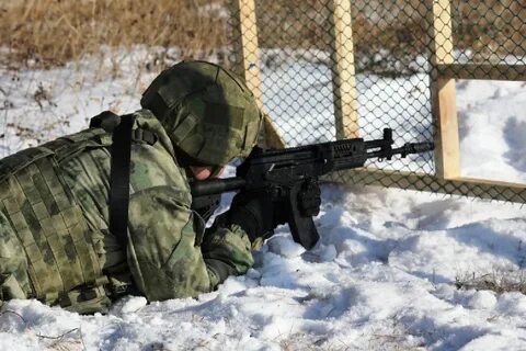 12 выстрелов