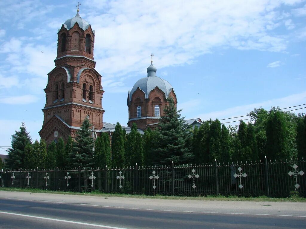 Добровский район липецкой области село. Храм в Гудово Липецкой области. Село Гудово Добровского района Липецкой области. Храм Параскевы Гудово. Храмы Добровского района Липецкой области.