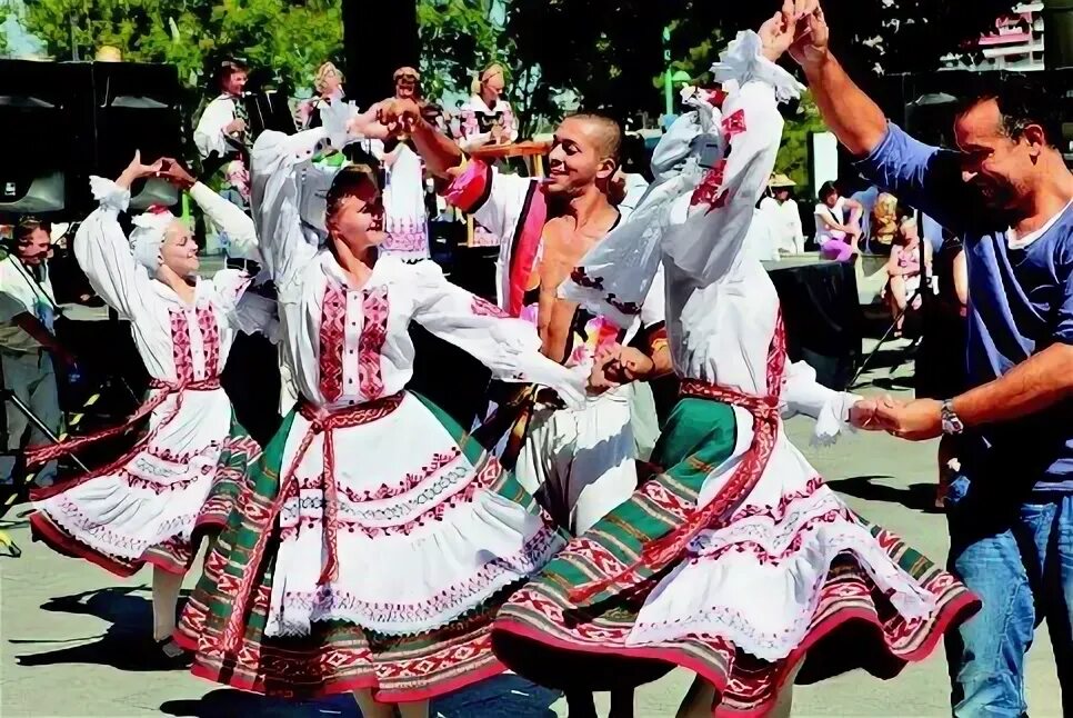 Белорусские национальные песни. Беларусь песня. Историческая песня в беларусі. Белорусские национальные песни. Белорусский танец лявониха.