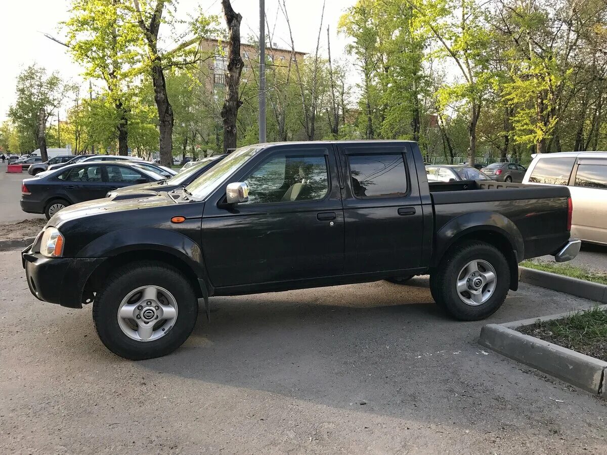 Мп 300. Nissan Pickup np300. Nissan np300 2015. Ниссан МП 300. Nissan mp300 2008.