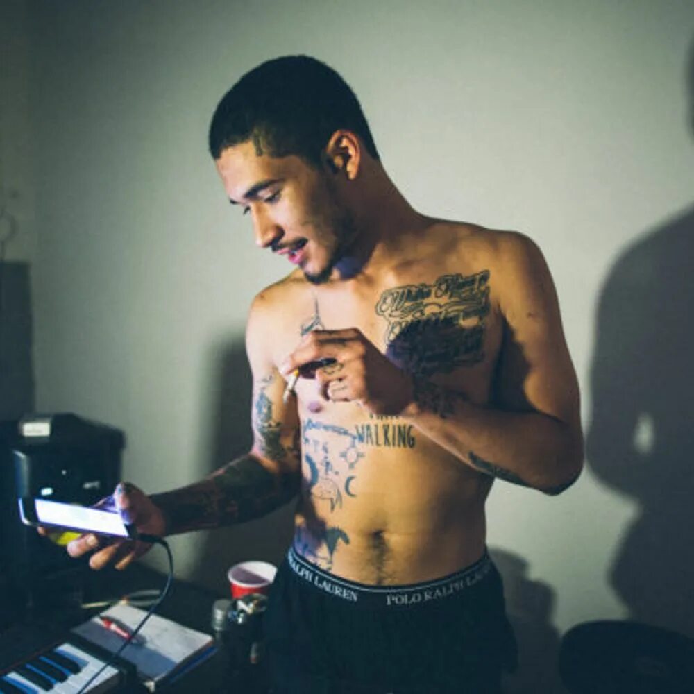 Константа тату. Татуировка 808. Da h. H реперов. Light white рэп.