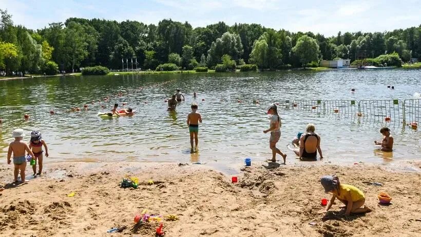 Пляжи подмосковья на карте. Где можно купаться в москве. Места для купания в подмосковье на карте. Пляжи москвы и подмосковья на карте. Пляжи подмосковья фото.