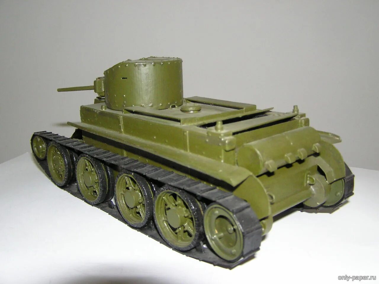 Танк БТ-2. БТ-7м АРК моделс. MF 35002 БТ-5.
