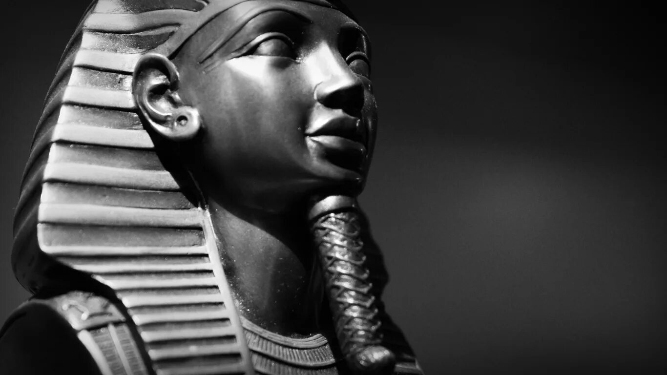 Фараон менее. Фараон египет. маска фараона тутанхамона. pharaoh тутанхамон. тутанхамон маска.
