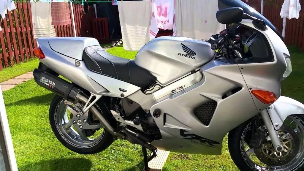 Хонда вфр поколения. Honda VFR 800 5 поколение. Honda VFR 800 6 поколение. Honda VFR 5 поколения. Хонда ВФР 800 1998.