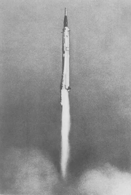Р-5 ракета. Р-5 баллистическая ракета. Баллистическая ракета р5м. Ракета р-5 Королев.