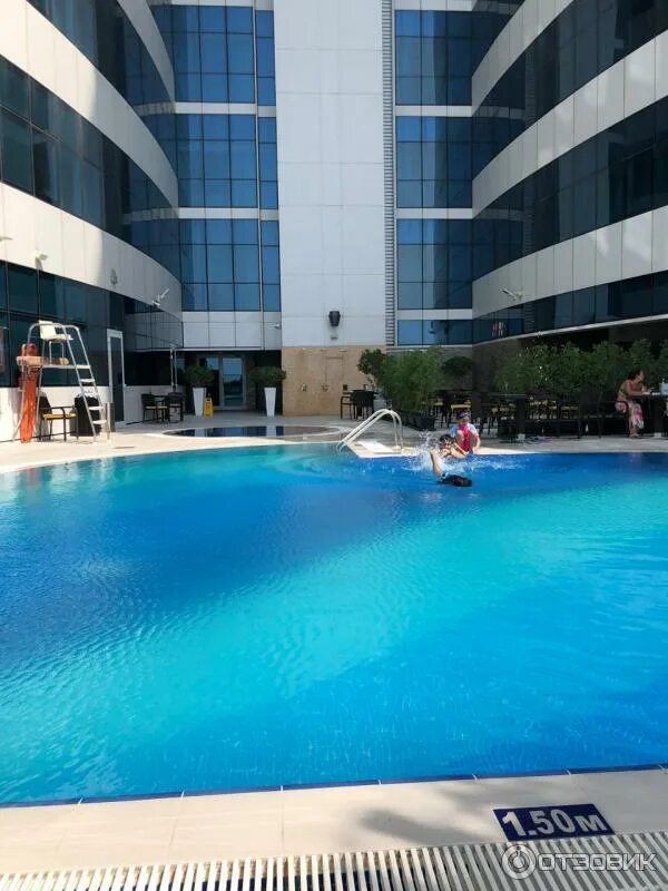Novotel дубай 4. Дубай novotel 4. Novotel al barsha. Новотель дубай. Novotel al barsha.