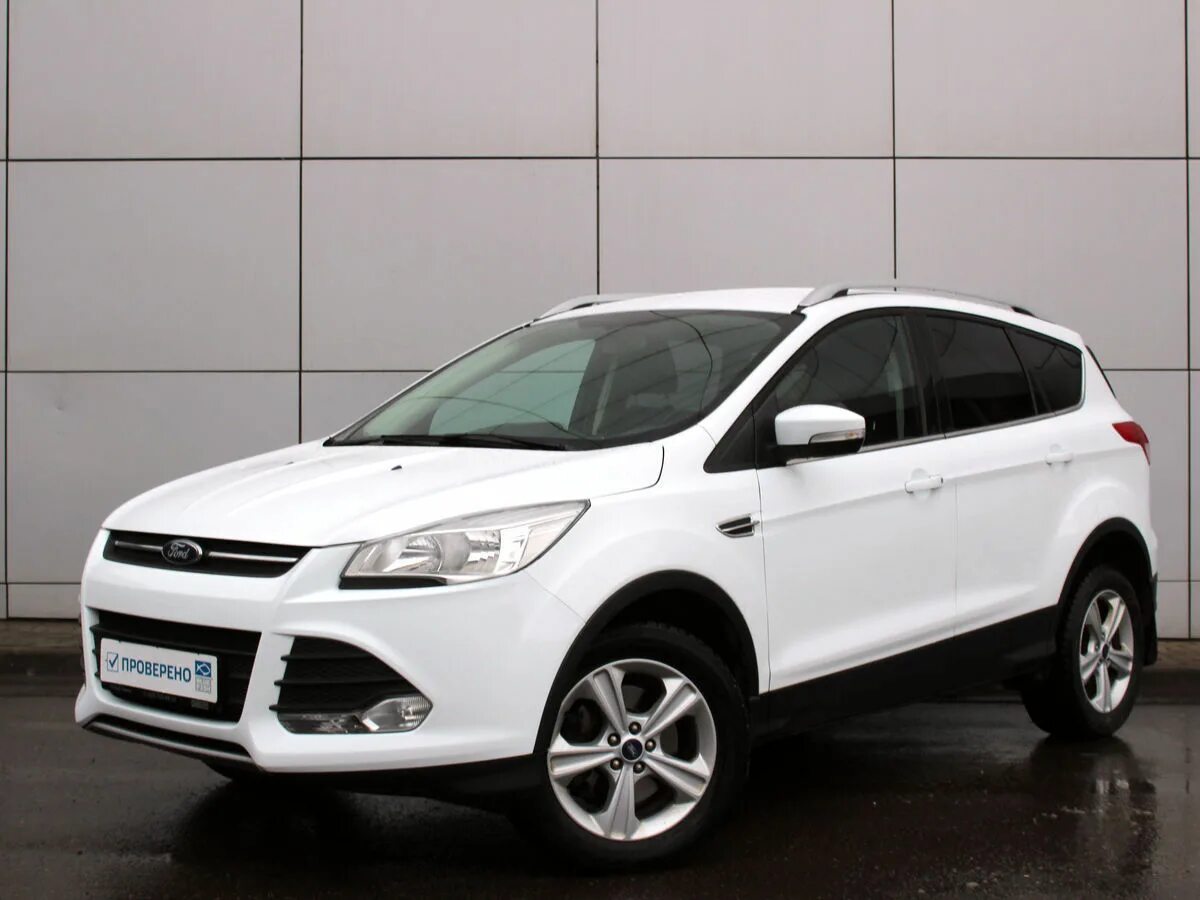 Авто с пробегом куга. Форд Куга 2014. Ford Kuga 2014 год. Форд Куга 2 2014. Форд Куга 14 года.