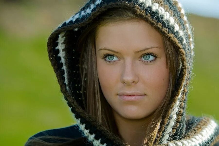 Девушка это. Регина Романова. Регина Романова певица. Жанна Герц. Жанна Копылова.
