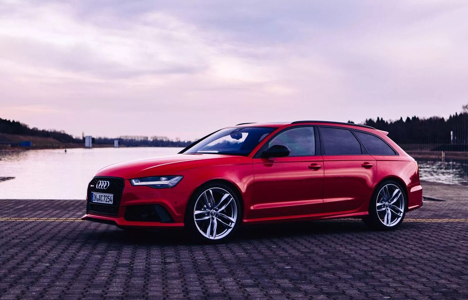 Rs 6 купить. Ауди rs6 avant. Audi rs6 2016. Audi rs6 Hatchback. Ауди рс6 Авант с7.