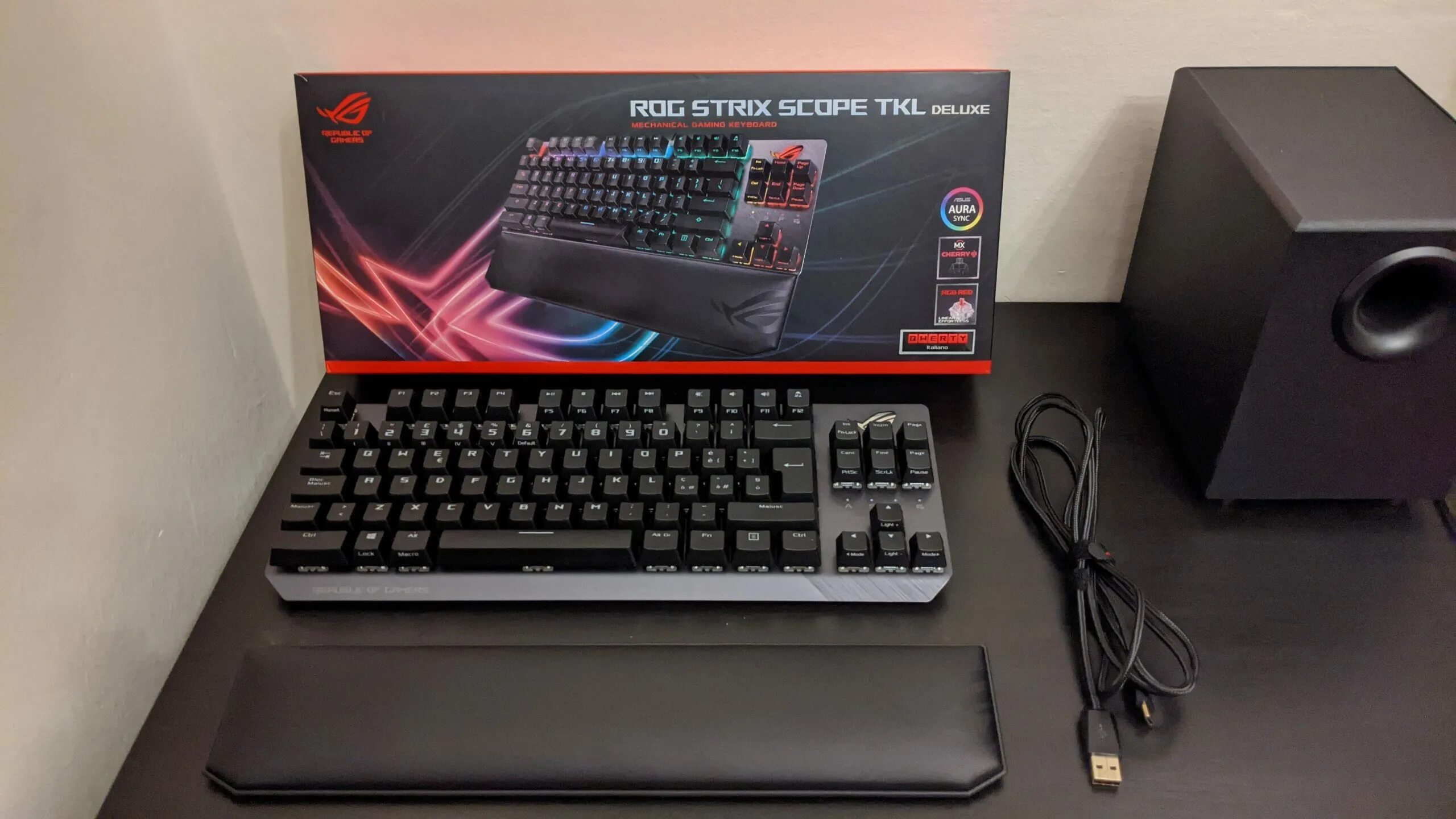 Asus rog strix scope rx tkl. Asus rog strix scope tkl deluxe.
