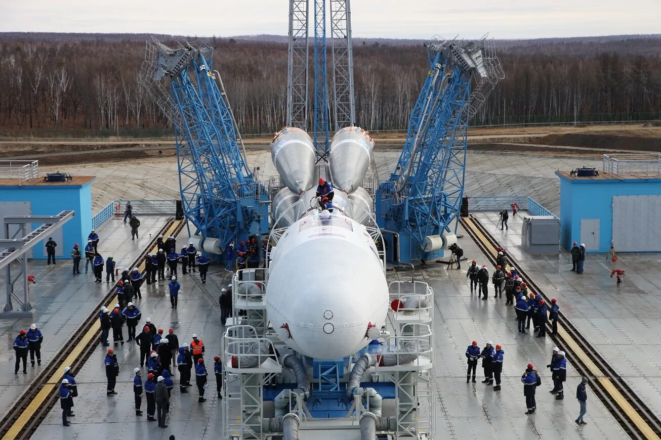 Космодрома восточный сегодня. Восточный космодром плесецк. космодром восточный амурская область. мик плесецк. космодром плесецк технический комплекс.
