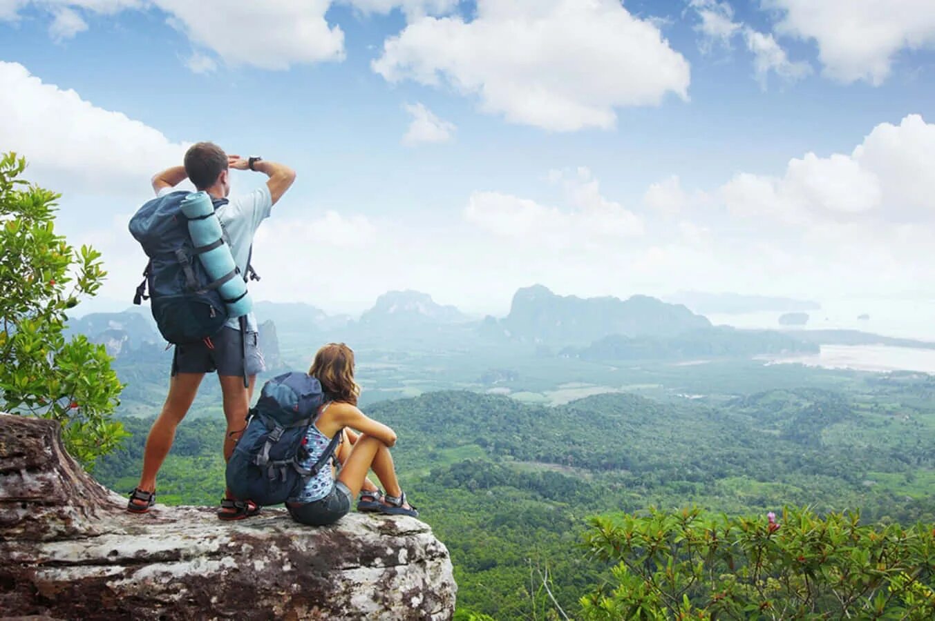 Рюкзак для похода. Become the traveler. Become the traveler. Интересные путешествия. Картинки на тему путешествие.