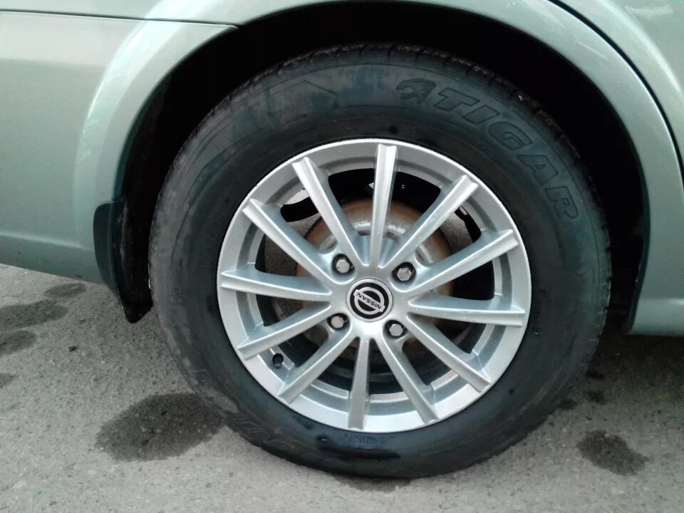 Альмера классик какие колеса. 195/60 R15 Almera Классик. Nissan Almera Classic 195/60 r15. Колеса р16 215 60 Альмера g15. Колеса 195/60 r16 Альмера.