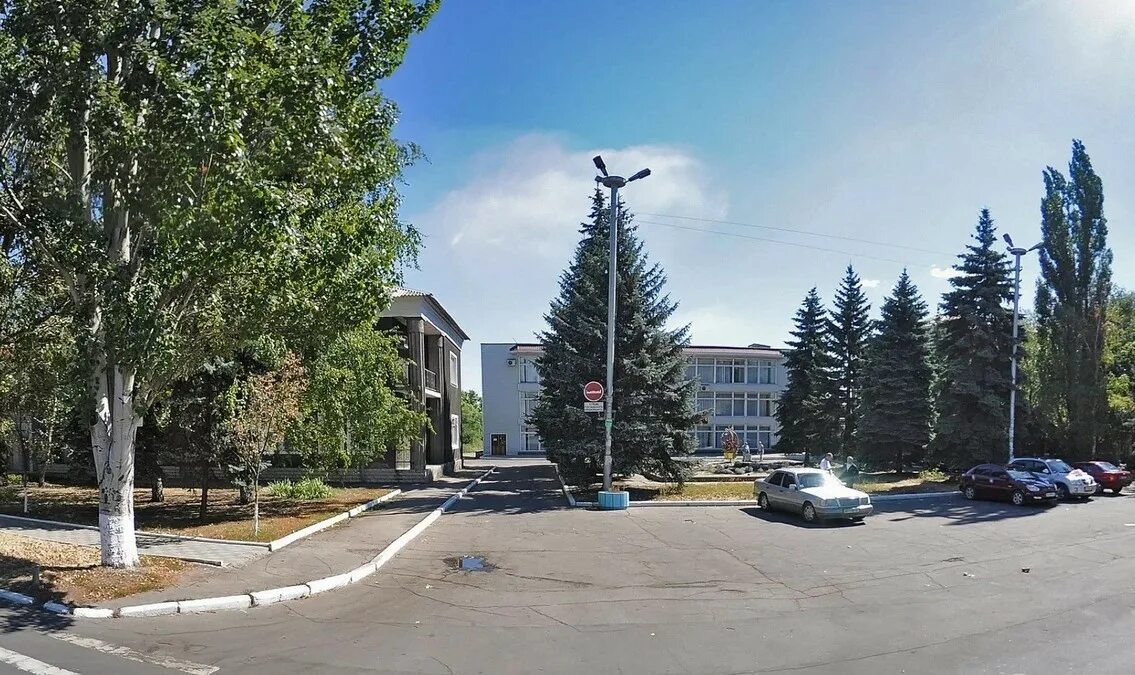 Макеевка 20. Макеевка улица островского. центрально городской исполком макеевка. макеевский экономико-гуманитарный институт. загс макеевка центрально городской район.