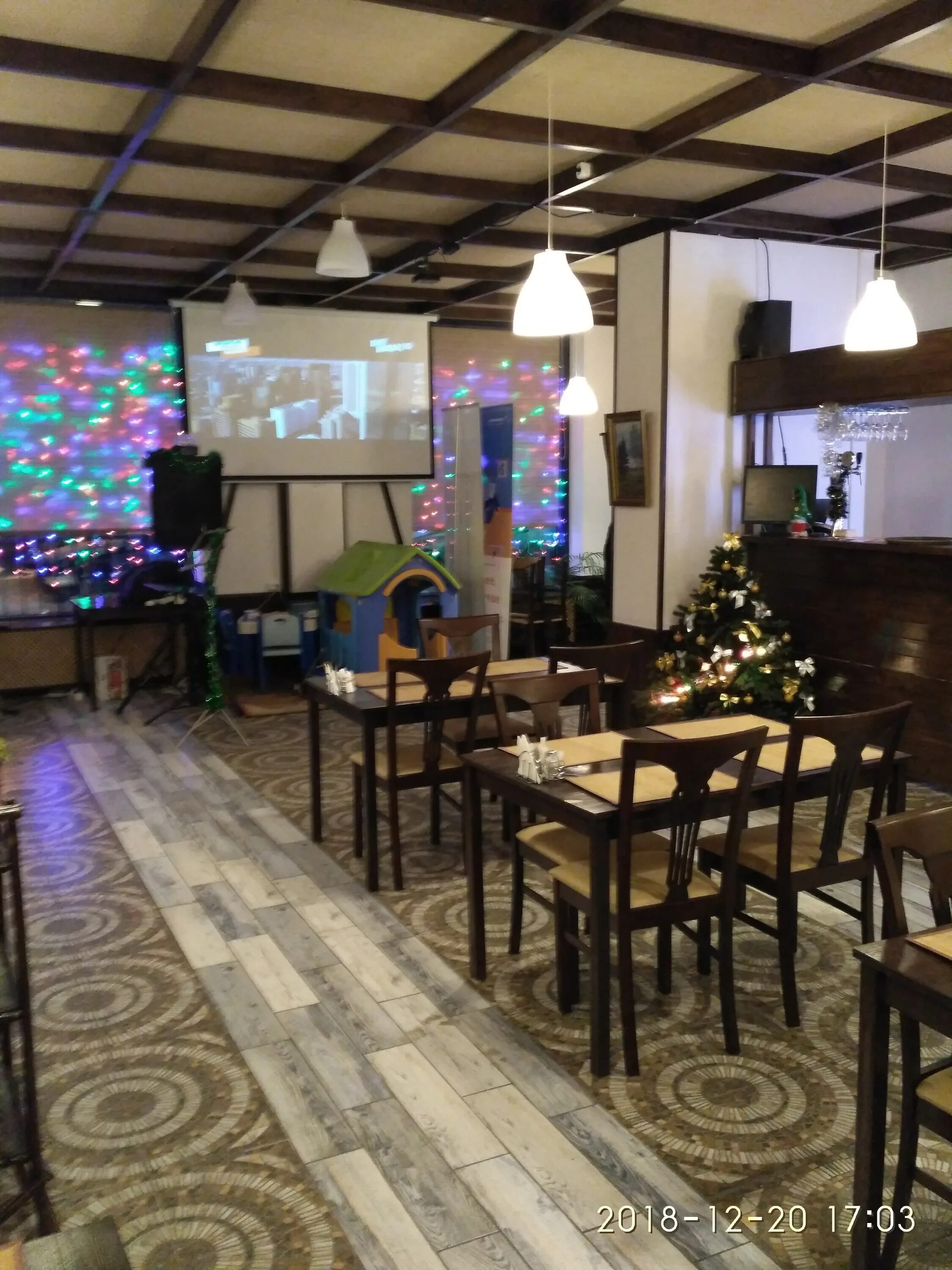 кафе дом. кафе русский дом химки. русский дом кафе саратов. кафе русский дом химки официальный сайт. детское кафе химки.