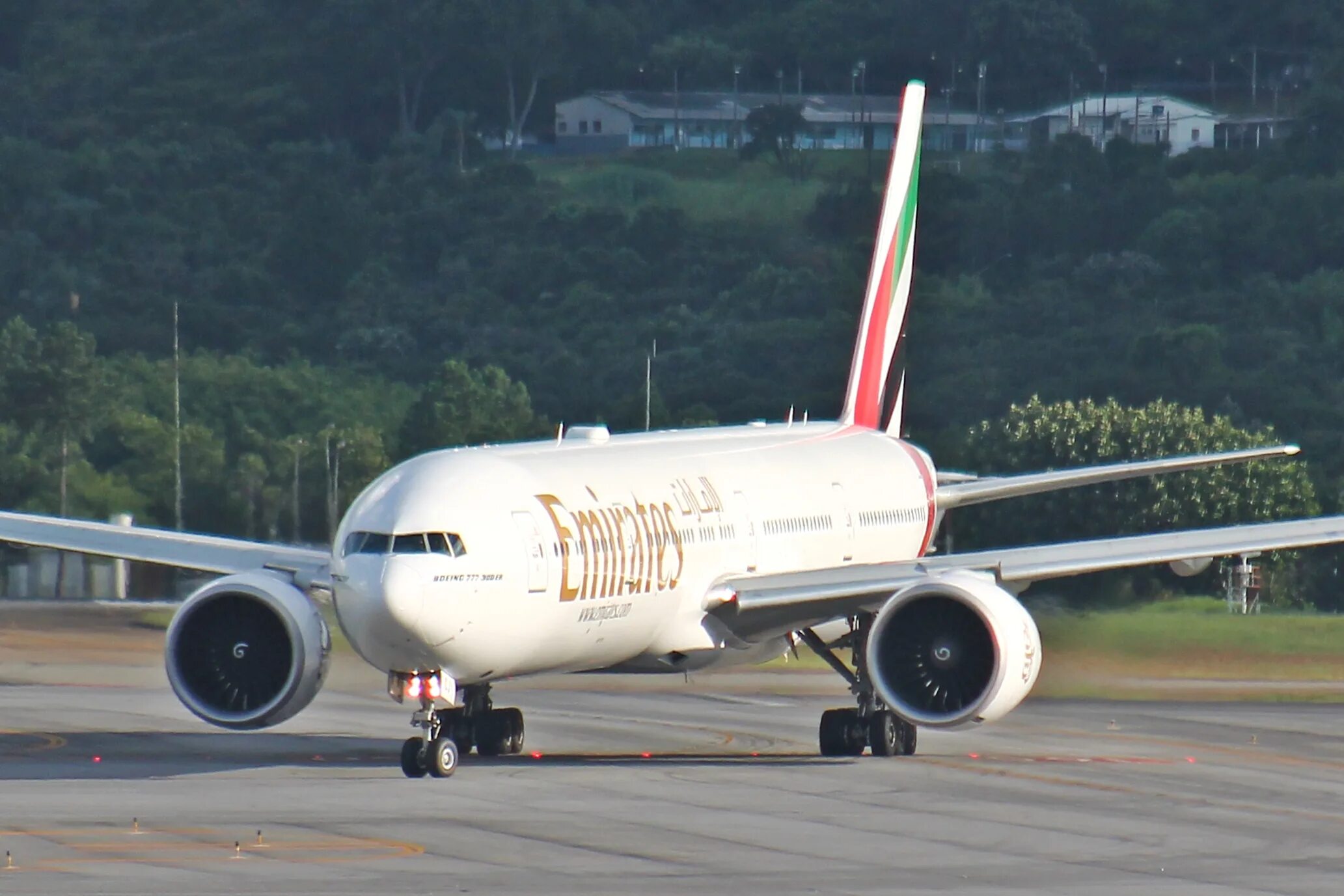 B777-300er Emirates. 777-300er Emirates. Боинг 777 300 er. Самолёт Boeing 777-300er.